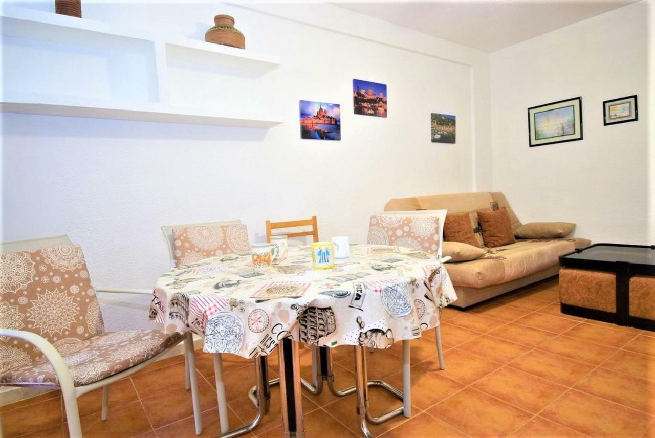 34 Retro Beach House - Alicante Real Estate 托雷维耶哈 外观 照片