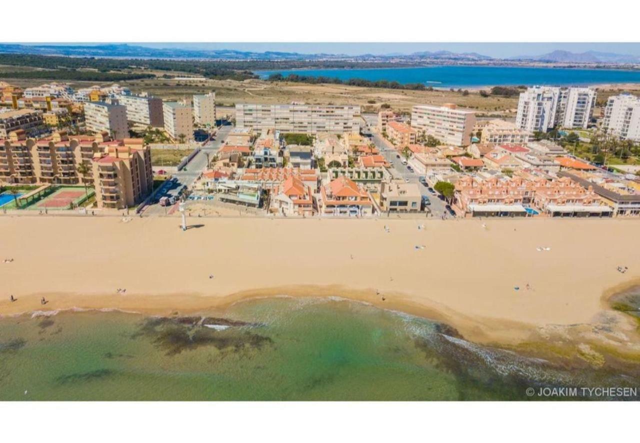 34 Retro Beach House - Alicante Real Estate 托雷维耶哈 外观 照片